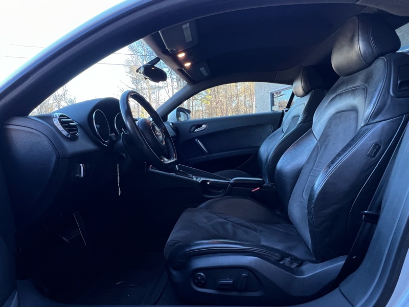 Audi TT 2.0T Coupe quattro S tronic 2012