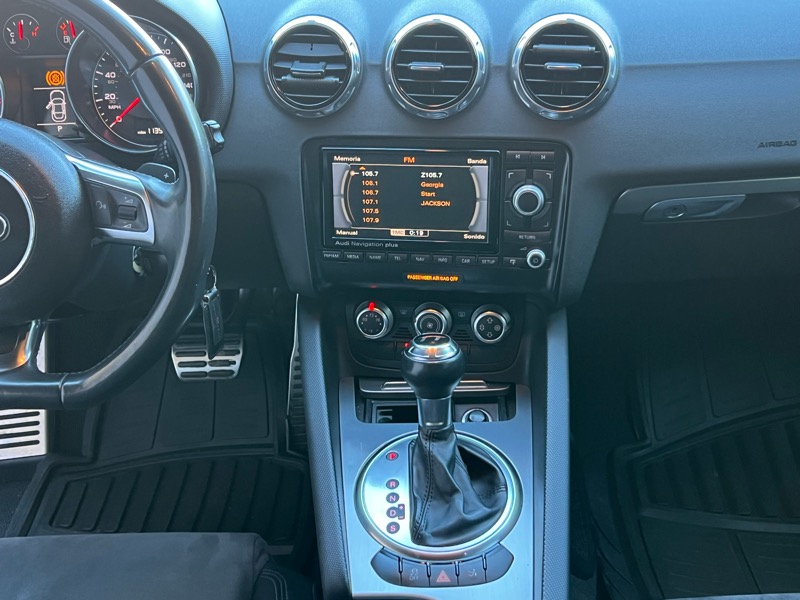 Audi TT 2.0T Coupe quattro S tronic 2012