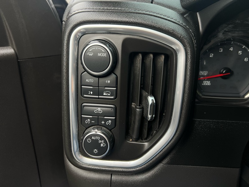 Chevrolet Silverado 1500 LT Crew Cab 4WD 2020