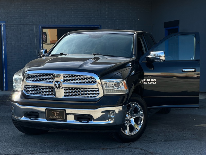 RAM 1500 Laramie Crew Cab SWB 2WD 2016