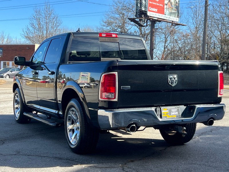 RAM 1500 Laramie Crew Cab SWB 2WD 2016