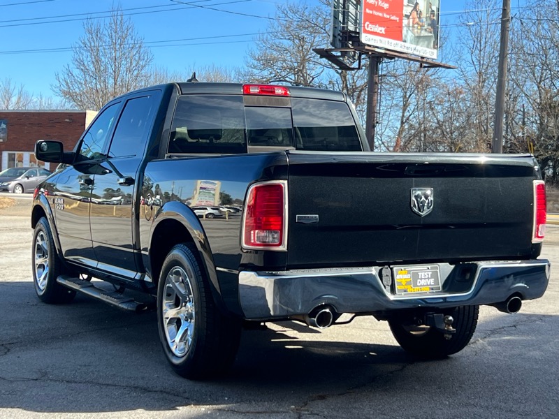 RAM 1500 Laramie Crew Cab SWB 2WD 2016