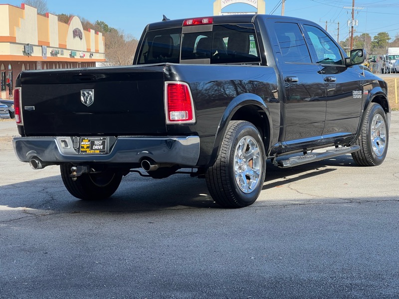 RAM 1500 Laramie Crew Cab SWB 2WD 2016