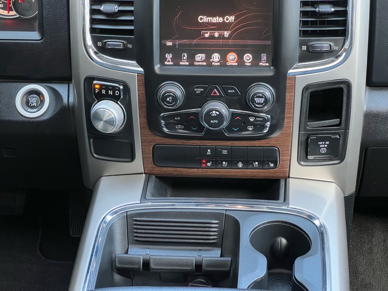 RAM 1500 Laramie Crew Cab SWB 2WD 2016