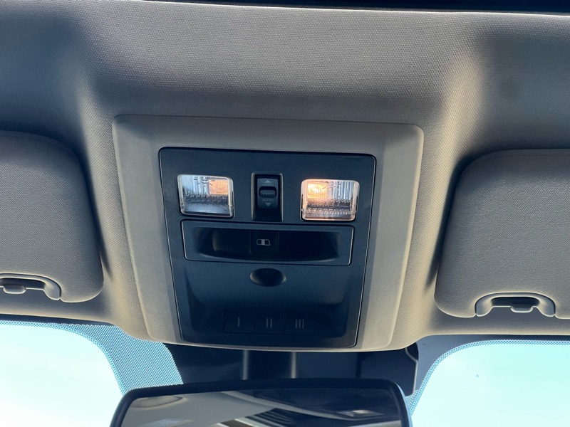 RAM 1500 Laramie Crew Cab SWB 2WD 2016