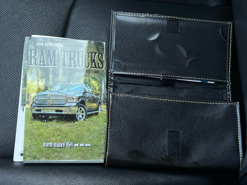 RAM 1500 Laramie Crew Cab SWB 2WD 2016