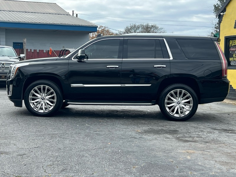 Cadillac Escalade Luxury 4WD 2016