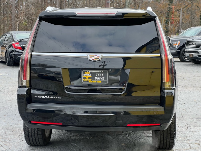 Cadillac Escalade Luxury 4WD 2016