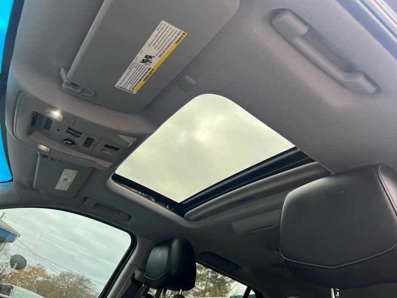 Cadillac Escalade Luxury 4WD 2016