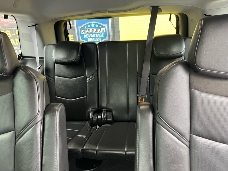 Cadillac Escalade Luxury 4WD 2016