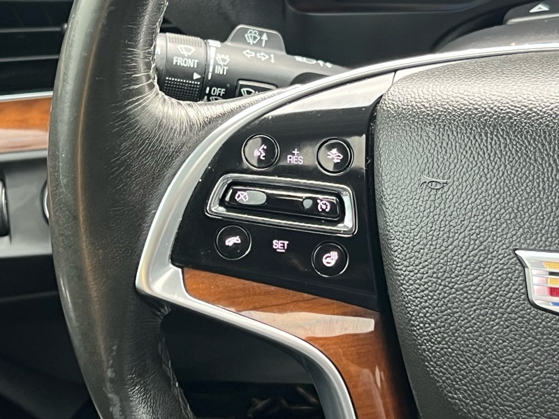 Cadillac Escalade Luxury 4WD 2016