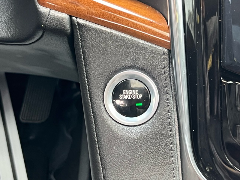 Cadillac Escalade Luxury 4WD 2016