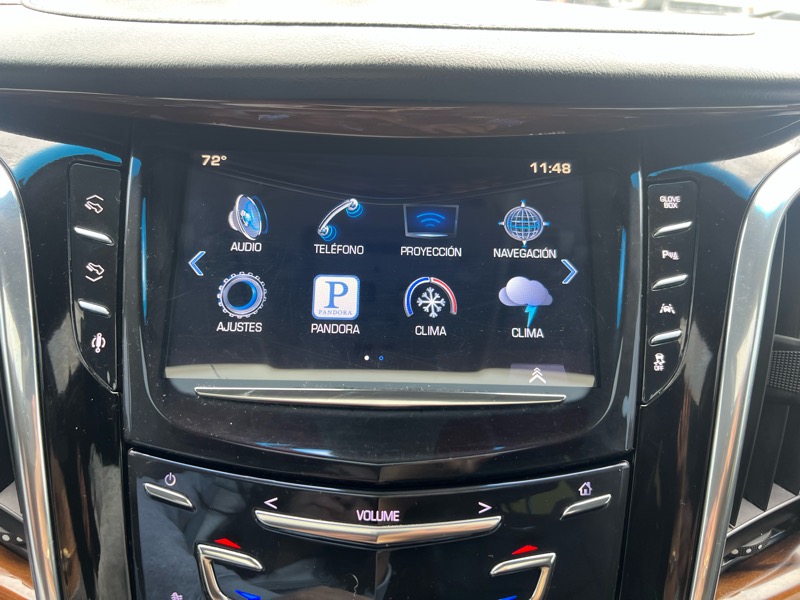 Cadillac Escalade Luxury 4WD 2016