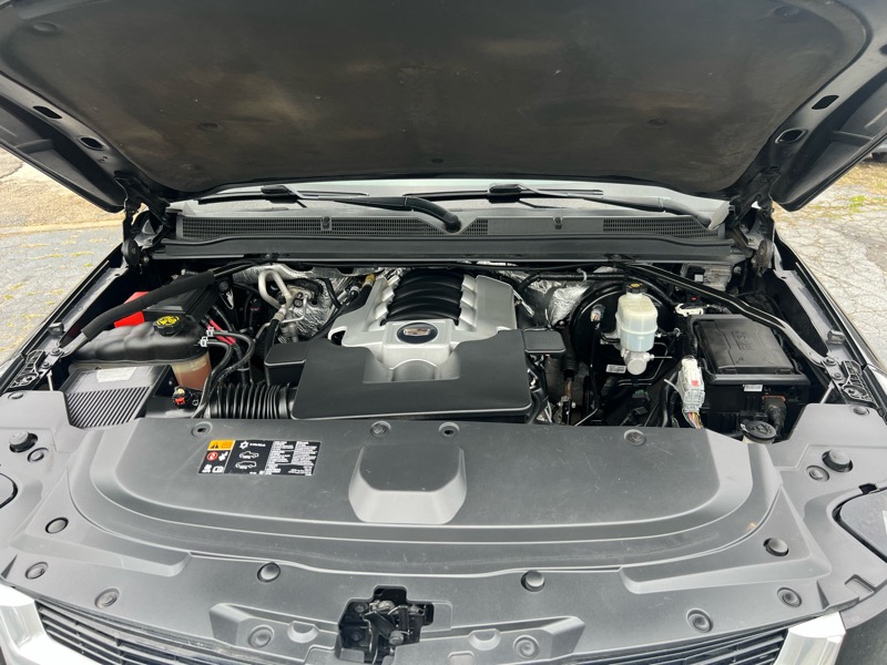 Cadillac Escalade Luxury 4WD 2016