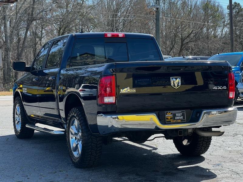 RAM 1500 SLT Crew Cab SWB 4WD 2017