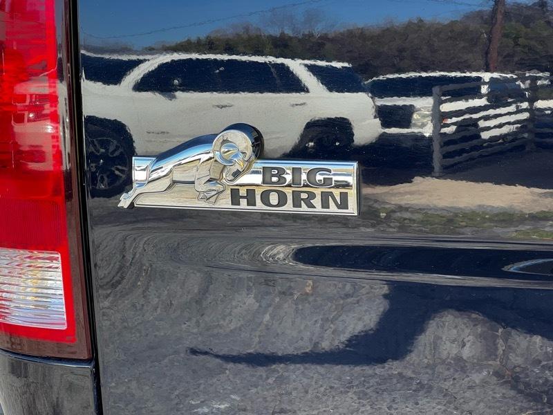 RAM 1500 SLT Crew Cab SWB 4WD 2017