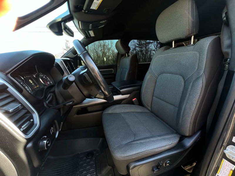 RAM 1500 Big Horn Crew Cab SWB 2WD 2020