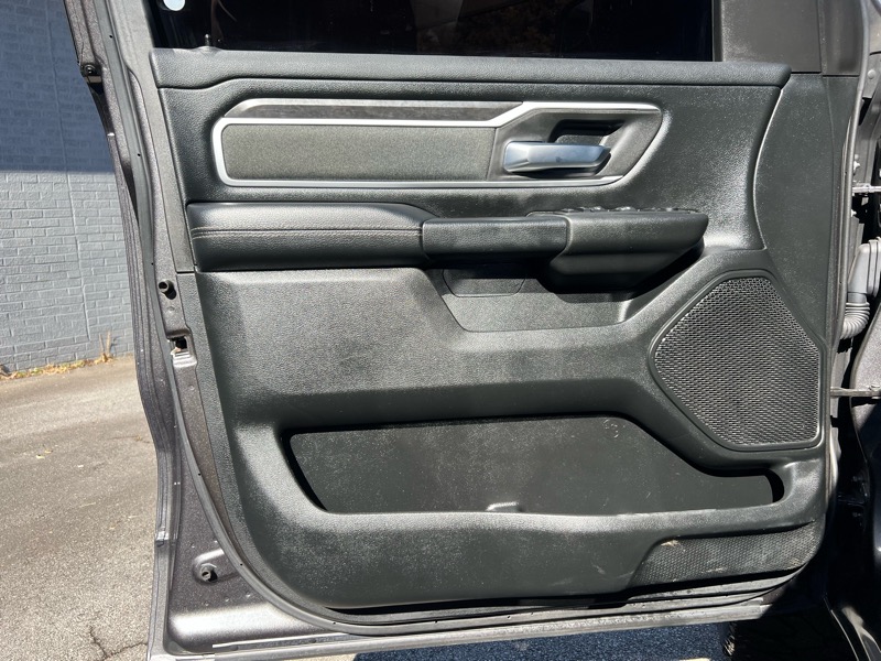 RAM 1500 Big Horn Crew Cab SWB 2WD 2020