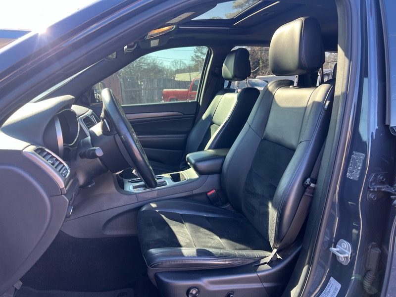 Jeep Grand Cherokee Laredo 2WD 2017