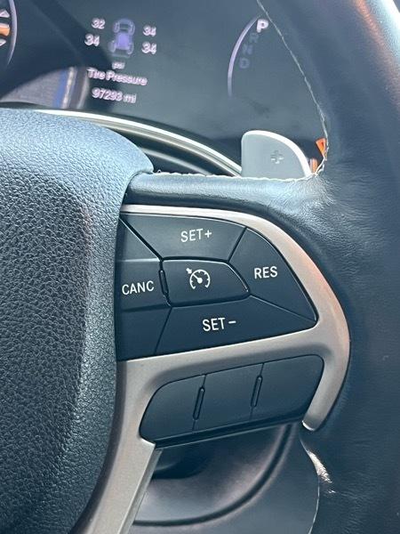 Jeep Grand Cherokee Limited 2WD 2016