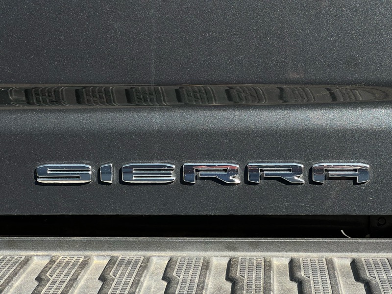 GMC Sierra 2500HD Denali Crew Cab 4WD SB 2022