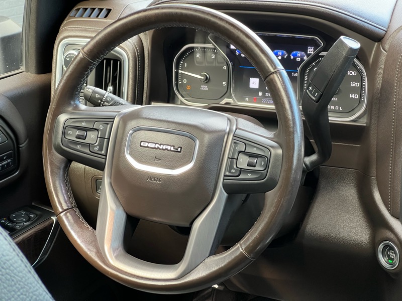 GMC Sierra 2500HD Denali Crew Cab 4WD SB 2022