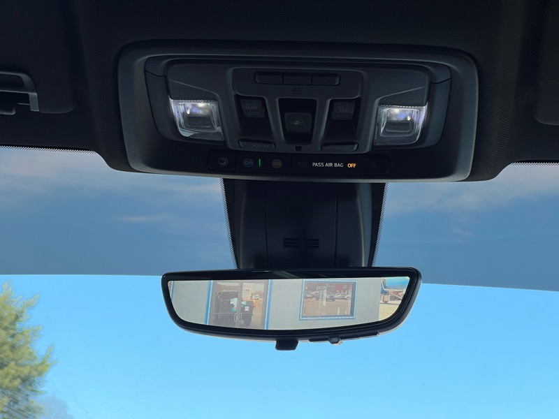 GMC Sierra 2500HD Denali Crew Cab 4WD SB 2022