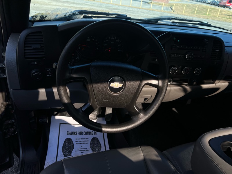 Chevrolet Silverado 1500 Work Truck Standard Box 2WD 2009