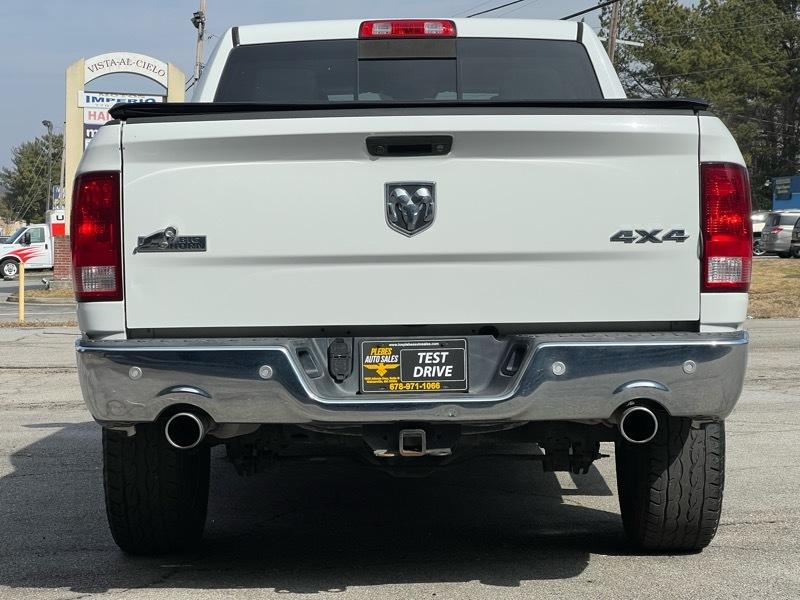 RAM 1500 4WD Crew Cab 140.5" Big Horn 2017