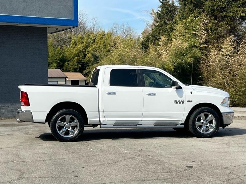 RAM 1500 4WD Crew Cab 140.5" Big Horn 2017
