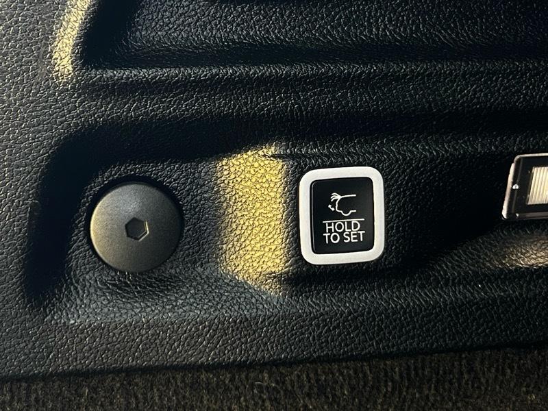 Jeep Grand Cherokee L Overland 4WD 2021