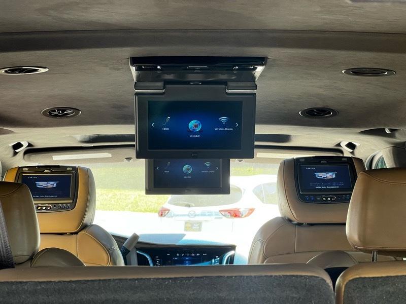Cadillac Escalade ESV Platinum 4WD 2018