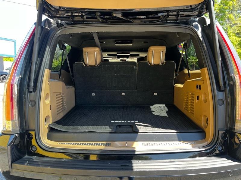 Cadillac Escalade ESV Platinum 4WD 2018
