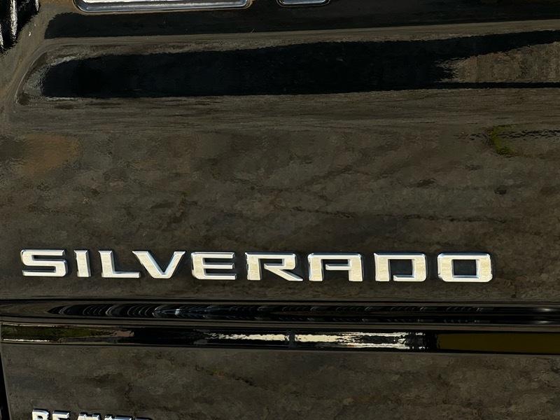 Chevrolet Silverado 1500 LT Crew Cab 4WD 2022