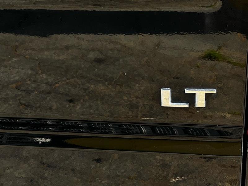 Chevrolet Silverado 1500 LT Crew Cab 4WD 2022