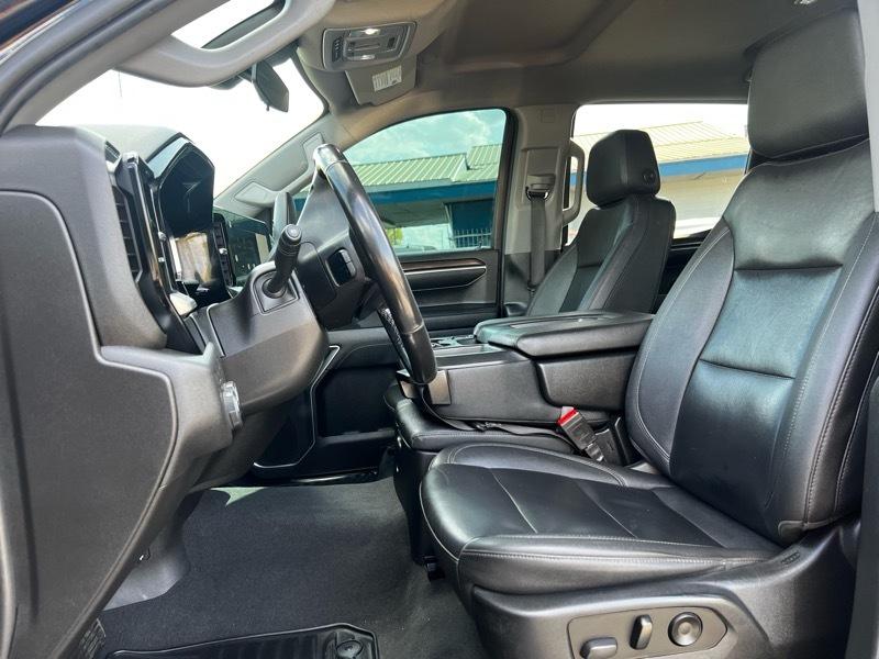 Chevrolet Silverado 1500 LT Crew Cab 4WD 2022