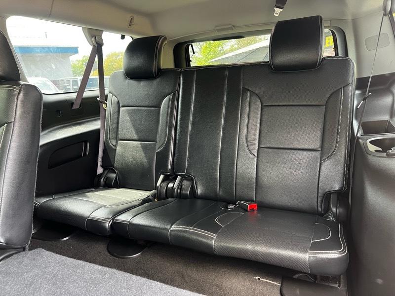 GMC Yukon XL SLE 2WD 2016