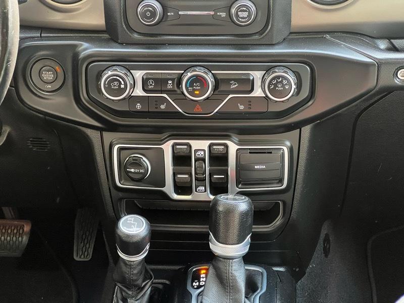 Jeep Wrangler Unlimited Sport 2018