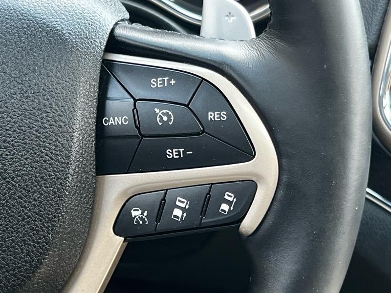 Jeep Grand Cherokee Summit 2WD 2015