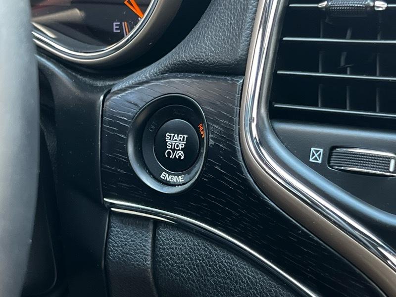 Jeep Grand Cherokee Summit 2WD 2015