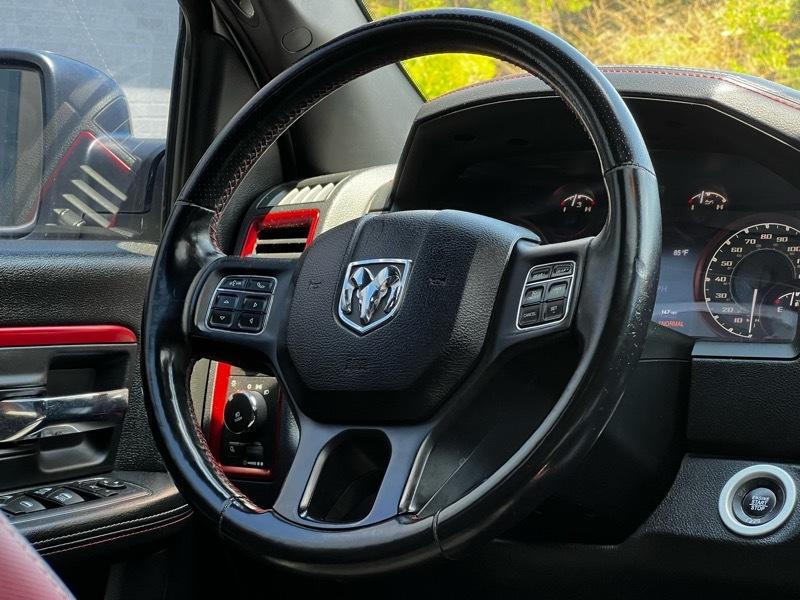 RAM 1500 Rebel Crew Cab SWB 4WD 2016