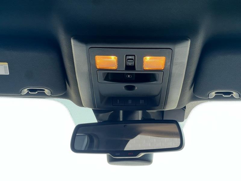 RAM 1500 Rebel Crew Cab SWB 4WD 2016