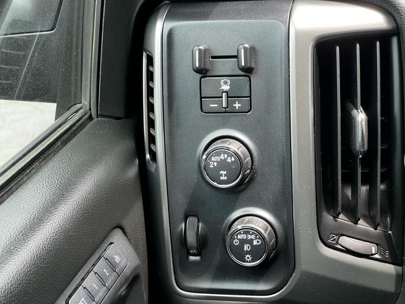 Chevrolet Silverado 1500 LTZ Crew Cab 4WD 2017