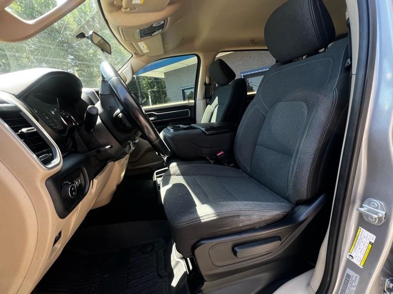 RAM 1500 Big Horn Crew Cab SWB 4WD 2019