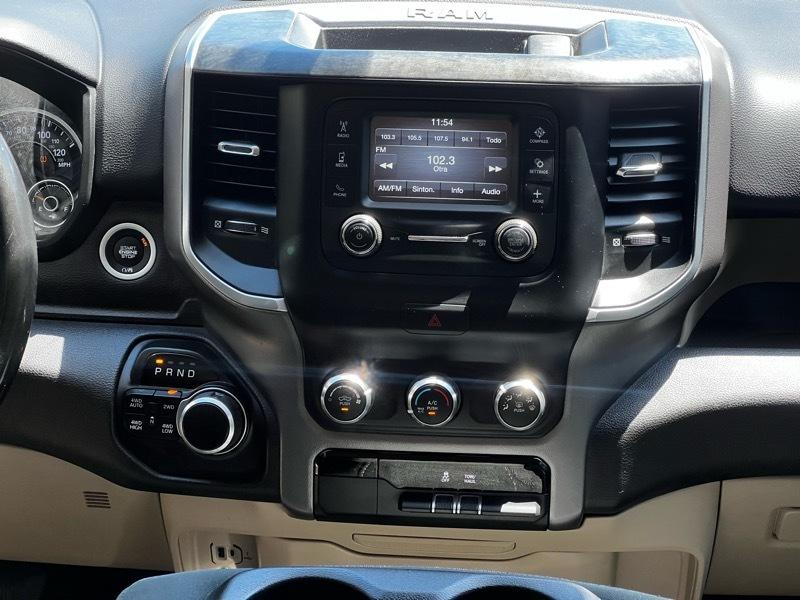 RAM 1500 Big Horn Crew Cab SWB 4WD 2019
