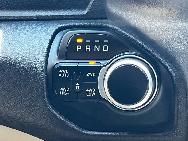 RAM 1500 Big Horn Crew Cab SWB 4WD 2019