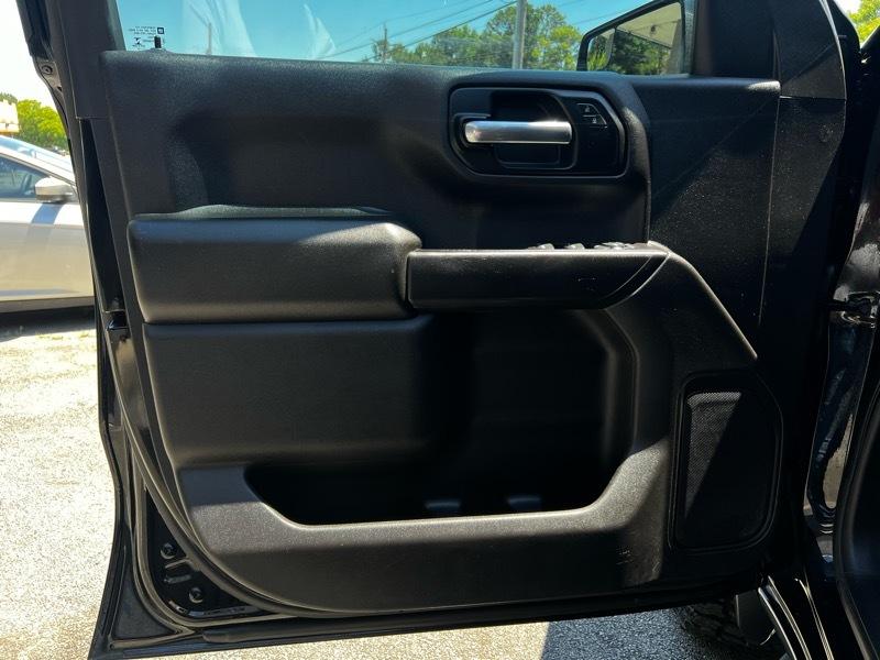 Chevrolet Silverado 1500 Custom Trail Boss Crew Cab Long Box 4WD 2019