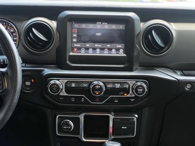Jeep Gladiator Sport 2022