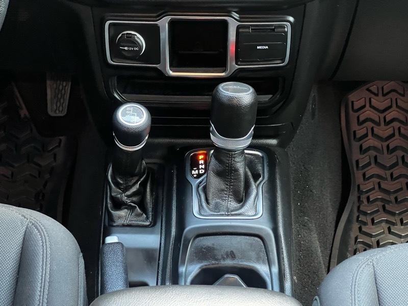 Jeep Gladiator Sport 2022
