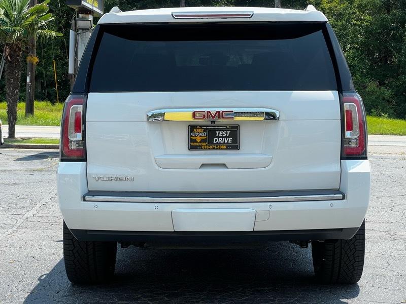 GMC Yukon Denali 4WD 2016